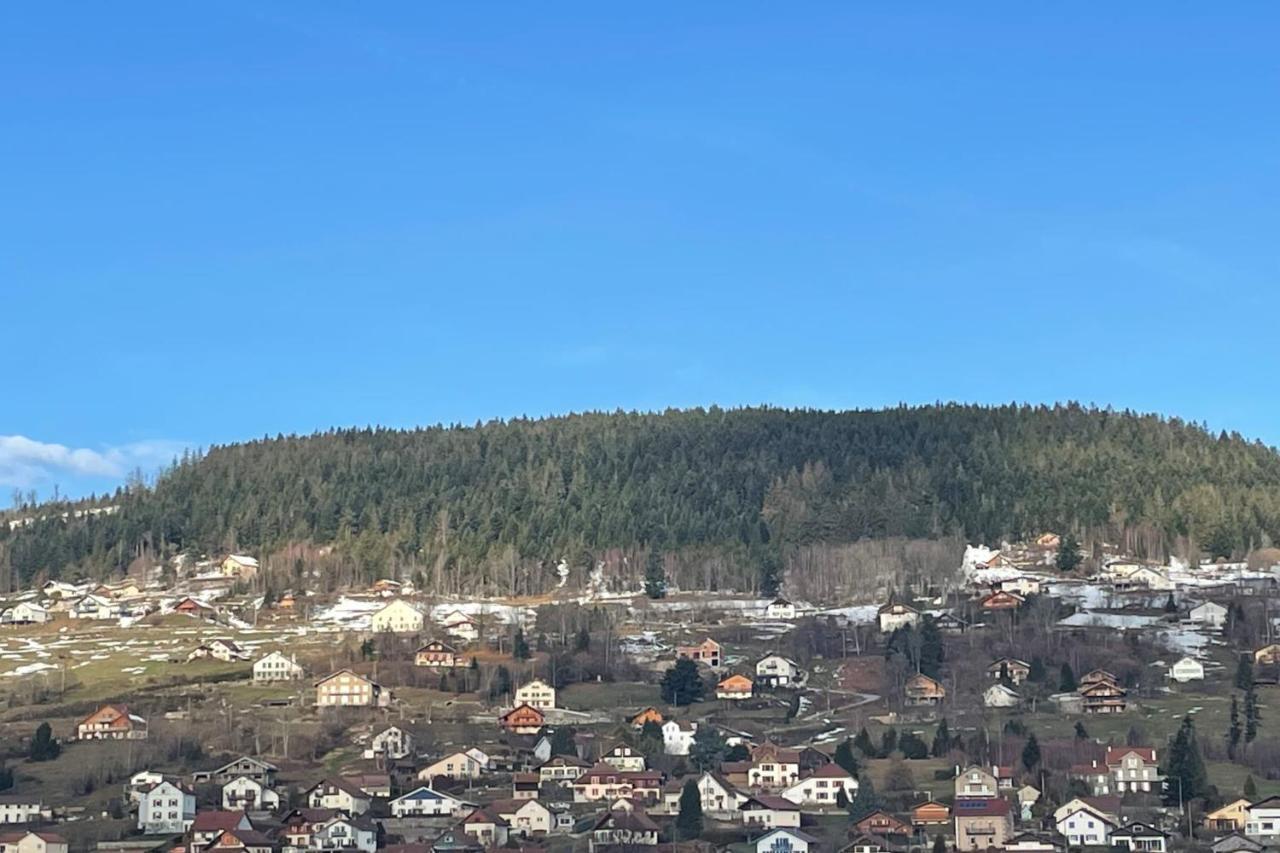 Bright Nest With Mountain View In جوراردُميه المظهر الخارجي الصورة